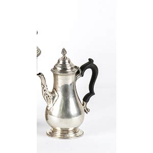 Sterling silver English Coffepot - London ... 