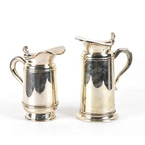 Two 800/1000 silver thermos jugs - Italy ... 