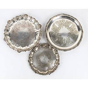 Three English silver plated salver ... 