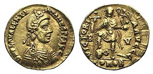 Valentinian III (425-455). AV Solidus (19mm, ... 