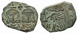 Constantine V (741-775). Æ 40 Nummi (18mm, ... 