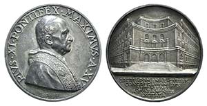 Papal, Pio XI (1922-1939). AR Medal (44mm, ... 