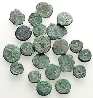 Lot of 22 Late Roman Imperial Æ coins, to ... 
