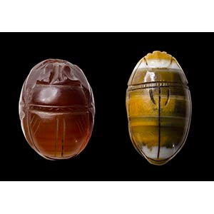 A lot of 2 agate scarabs. 2nd ... 