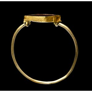 A merovingian gold ring with a ... 