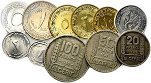 ALGERIA. Lotto di 11 monete con bustine di ... 