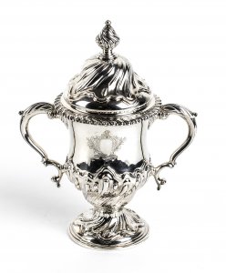 English sterling silver Georgian cup - ... 