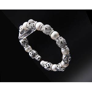 Semi-rigid pearls and diamonds bracelet,, ... 