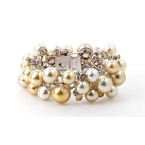 Gold and South sea pearls bracelet, mark of ... 