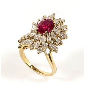 Gold ruby and diamonds ring18k yellow gold, ... 