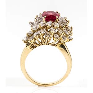 Gold ruby and diamonds ring18k ... 