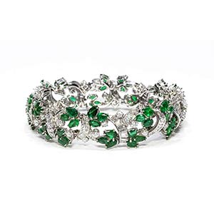 Gold, diamonds and emeralds bracelet18k ... 