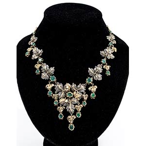 Diamond emerald vintage gold and silver ... 