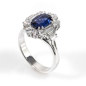 Gold sapphires and diamonds ring18k white ... 