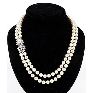 Akoya pearls and diamonds gold necklace2 ... 