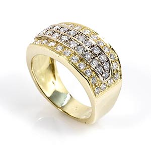 Gold and diamonds band ring.18k yellow gold ... 