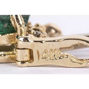 Gold and emeralds tennis bracelet ... 
