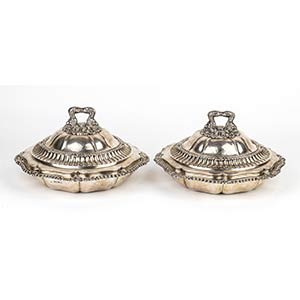 Pair of English sterling silver entrée dish ... 