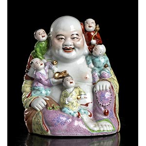 A FAMILLE ROSE PORCELAIN BUDAI WITH ... 