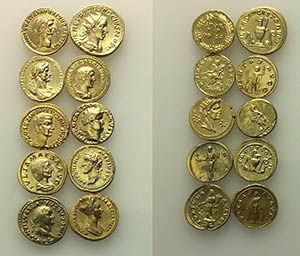 Lot of 10 Replicas of Roman Aurei (gilded ... 