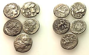Lot of 5 Roman Republican AR Denarii, to be ... 
