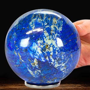 LAPISLAZZULI  A beautiful sphere ... 