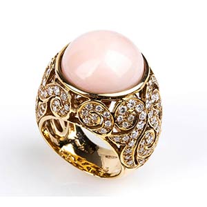 Gold, Angel Skin coral and diamonds ring - ... 