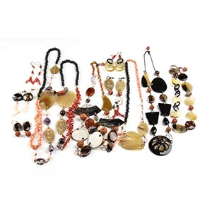 6 necklaces and 6 pairs of earrings with ... 