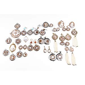 12 pairs of earrings, 4 pendants, 8 inserts, ... 