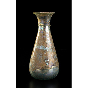 Bottiglia in vetro I – III secolo d.C.; ... 