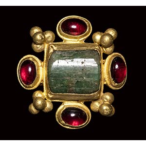 A late roman gold ring set with emerald and ... 