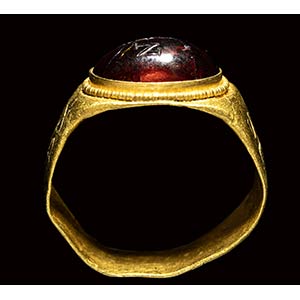 A byzantine engraved gold ring ... 