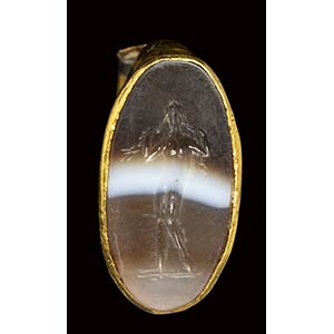 A late hellenistic banded agate ... 