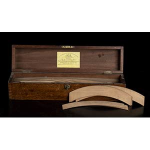CURVED WOODEN CASE FOR TRACING RAILSCase ... 