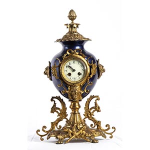 French gilt bronze table clock  - 19th ... 