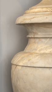 Pair of marble vases - italy, 20th ... 