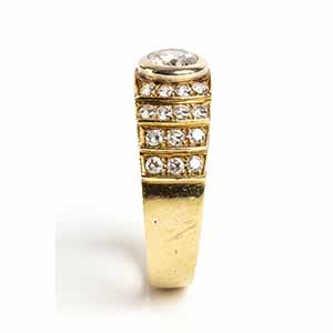 Diamonds gold band ring 18k yellow ... 
