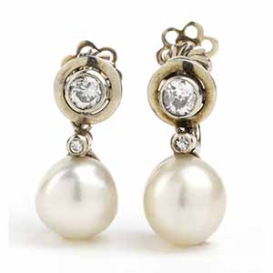 Saltwater pearl diamond gold earrings 18k ... 