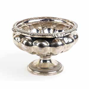 English Georgian sterling silver rose bowl - ... 