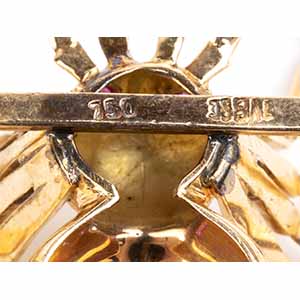 Gold ruby brooch - 1950s, mark of ... 