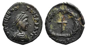 Theodosius II (408-450). Æ (13mm, 0.85g, ... 