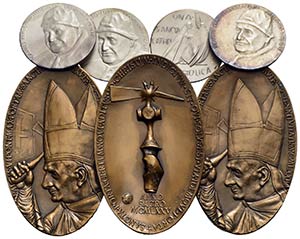 Medaglie - - - PAPALI - lotto di 4 medaglie ... 