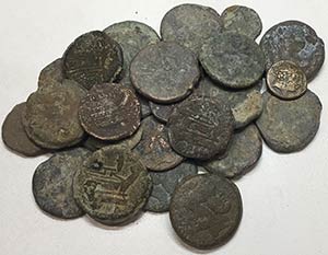 Lot of 29 Roman Republican Æ coins, to be ... 