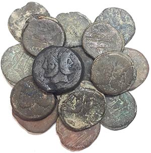 Lot of 15 Roman Republican Æ coins, to be ... 