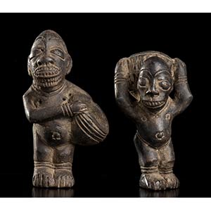 TWO POTTERY SCULPTURES Africa21 x 11 x 8 cm ... 