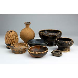 Group of eight Greek potteries; 4th - 3rd ... 
