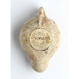 Roman Oil Lamp with pattern of ... 