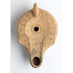 Byzantine Oil Lamp with Floral motif on ... 