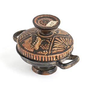 Apulian Red-Figure Lekanis with Lid; 4th ... 