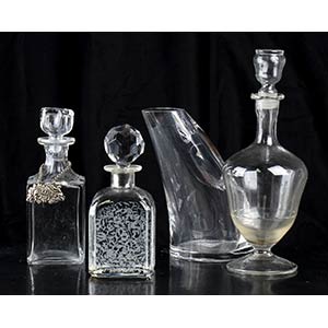 Lot of two bottles and two carafes Glass and ... 